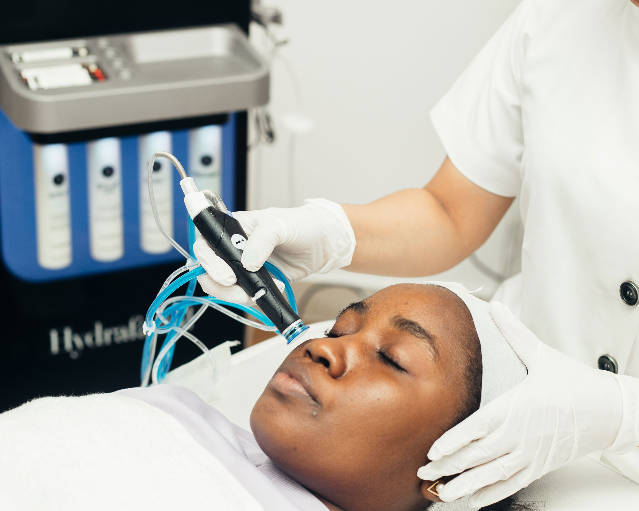 The Esthetic Zone Clinic