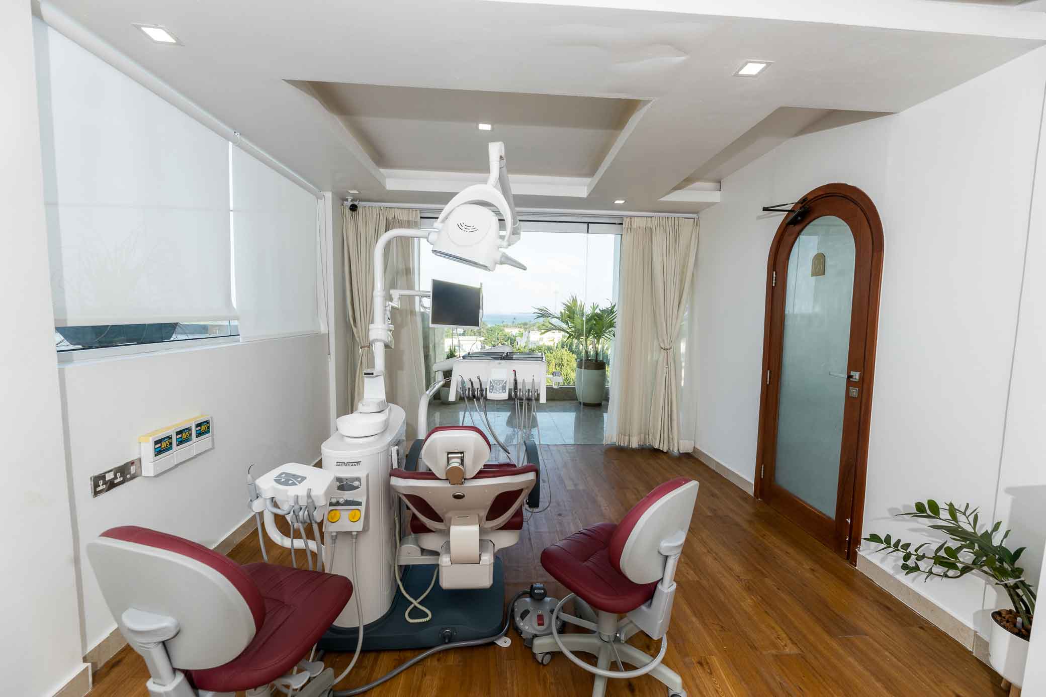 The Esthetic Zone Clinic